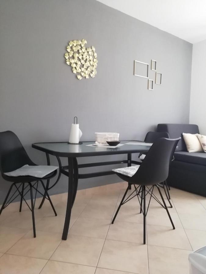 Apartments 4 Me Trogir Exterior photo