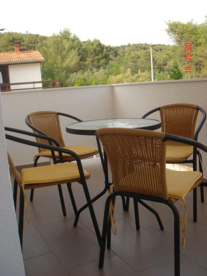 Apartments 4 Me Trogir Exterior photo