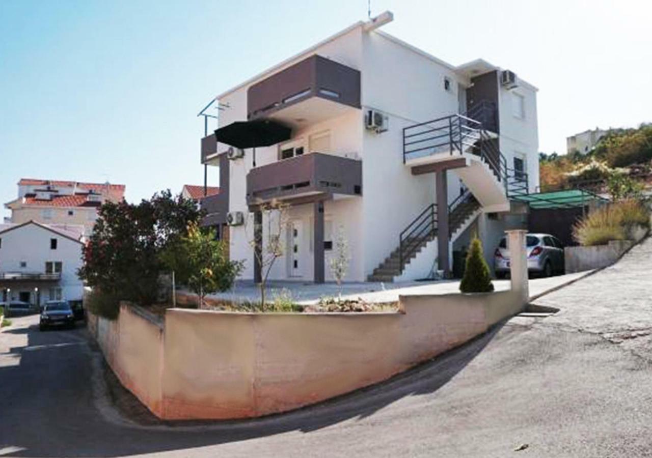Apartments 4 Me Trogir Exterior photo